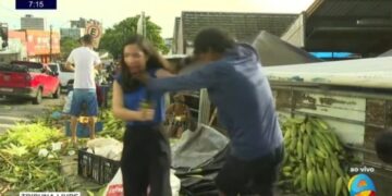 API se solidariza com repórter Jéssica Aquino, agredida enquanto trabalhava