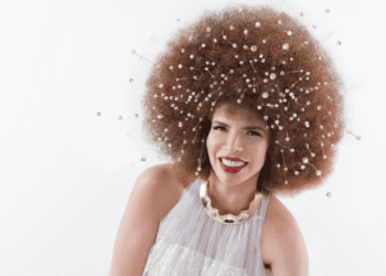 Cantora Vanessa da Mata retorna a João Pessoa com a turnê “Todas Elas”