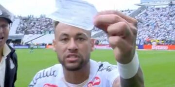 Coritiba bate Santos em último jogo de Neymar antes da convocação para Copa