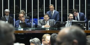 Dosimetria: Alcolumbre promulga lei que beneficia condenados pelo 8/1