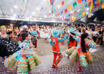 Leo Bezerra celebra sucesso do São João Multicultural e destaca festa em toda cidade