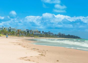 Dois trechos de praias no Litoral Sul da Paraíba estão impróprios para banho neste fim de semana