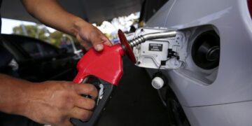 Litro da gasolina apresenta variação de até R$ 0,51 nos postos de João Pessoa