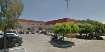 Capotamento deixa 7 pessoas feridas na BR-230, na Paraíba