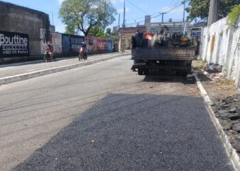 Prefeitura finaliza semana com operação tapa-buraco em mais de 50 bairros de João Pessoa