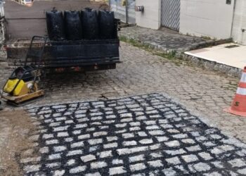 Operação tapa-buraco intensifica recuperação de vias em 52 bairros de João Pessoa