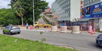 Rua de Tambauzinho é bloqueada por 15 dias para obras de drenagem; veja opções de desvio