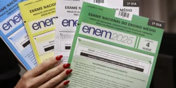 MEC prorroga prazo para pedir isenção da taxa de inscrição do Enem