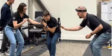 Astronauta da Artemis faz reabilitação após volta à Terra: ‘Grande desafio’