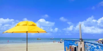 Litoral da Paraíba tem cinco trechos de praia impróprios para banho; veja quais