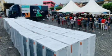 Programa Nossa Energia: 100 famílias recebem geladeiras novas na Paraíba