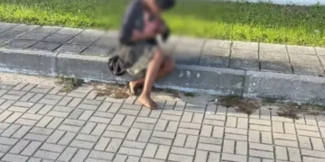 Mulher em situação de rua dá à luz em calçada de João Pessoa