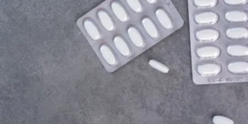 Anvisa recolhe lote de anti-hipertensivo por erro que impacta dosagem