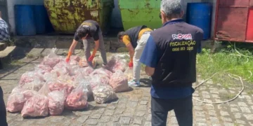 Após denúncia de consumidor, Procon-JP apreende mais de 750kg de carne em supermercado