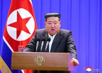 O que a nova constituição da Coreia do Norte determina se Kim Jong-un for assassinado