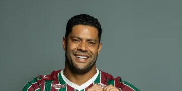 Fluminense anuncia a contratação do atacante paraibano Hulk