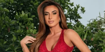 Nicole Bahls descarta política e viraliza na internet