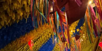 Parque do Povo abre mais cedo hoje com programação cultural nos diversos palcos da festa