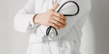 Futuros médicos terão exame obrigatório para exercer a profissão