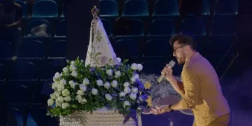 São João 2026 de Campina Grande tem programação religiosa com Thiago Brado e mais atrações nesta terça-feira (16)