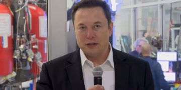 Como a IA pode superar a inteligência humana em 5 anos, segundo Elon MuskF