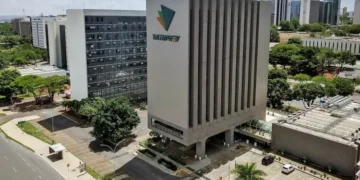 Dataprev abre inscrições de concurso com 212 vagas e salários de até R$ 10,6 mil; João Pessoa será local de prova