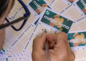 Mega-Sena sorteia prêmio de R$ 30 milhões neste domingo