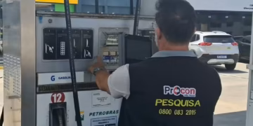 Gasolina tem queda de preço em João Pessoa, aponta pesquisa do Procon; veja valores