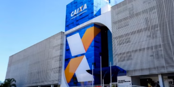 Caixa lança Pix parcelado com financiamento em até 12 vezes; saiba como usar